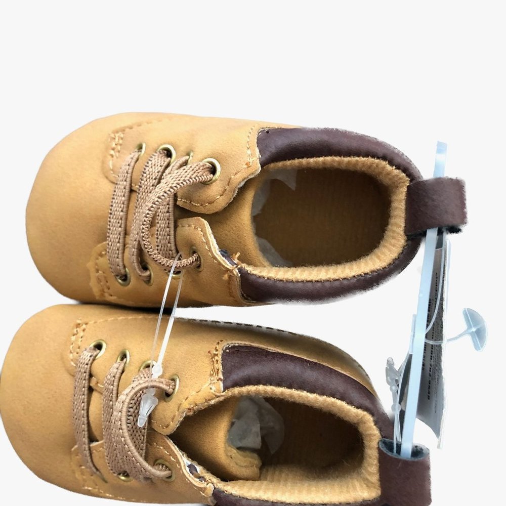 Child of Mine Carters Tan Crib Shoes Work Boot Style Size 0-3 Months - Picture 2 of 9
